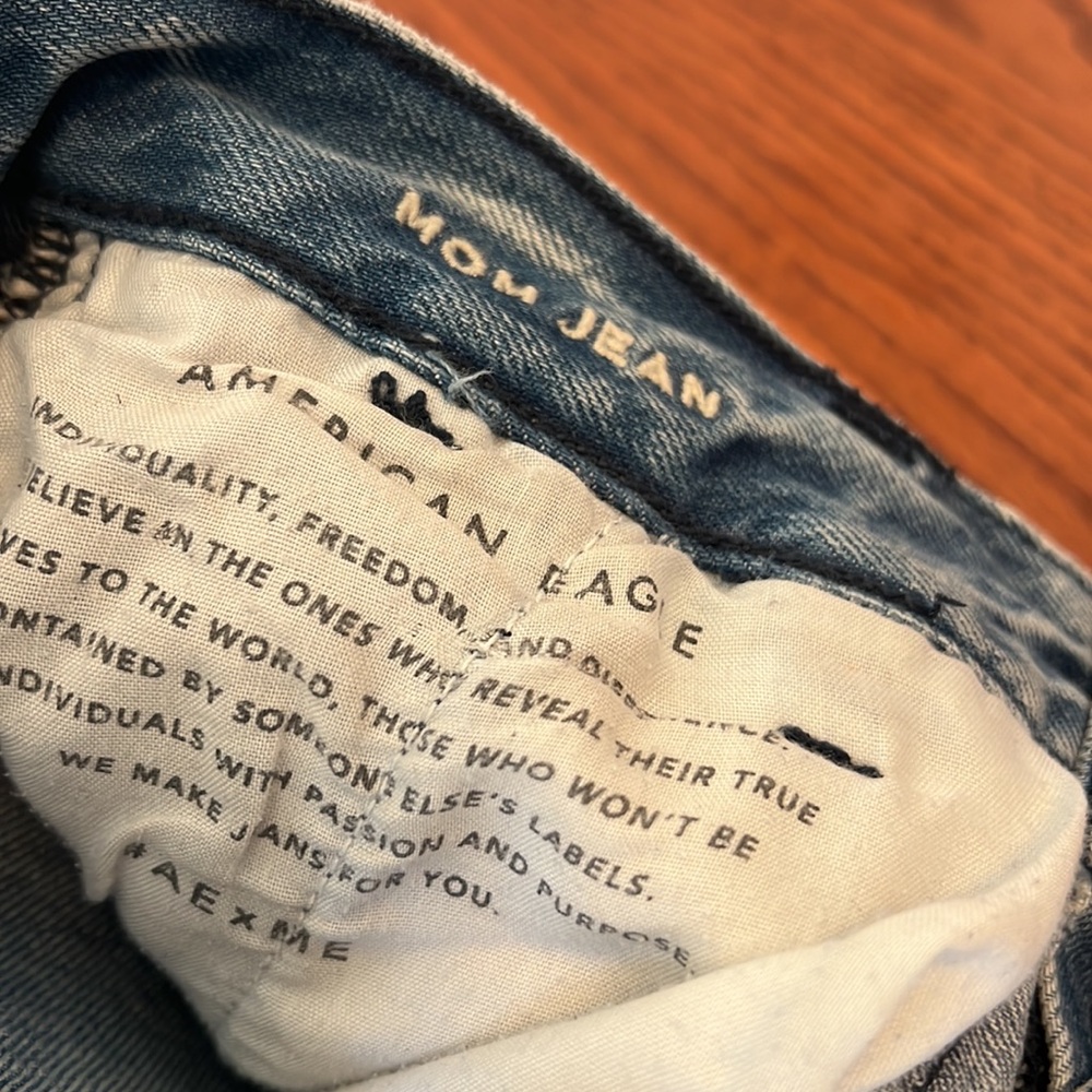 American eagle size 4 mom Jean - Picture 5 of 7